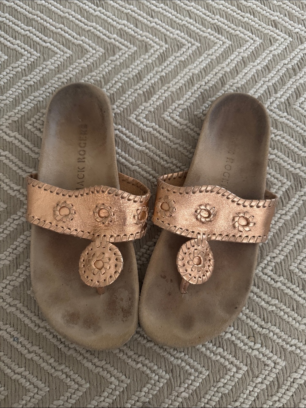 JACK ROGERS COMFORT SANDAL IN ROSE GOLD SIZE 8 - Picture 1 of 6